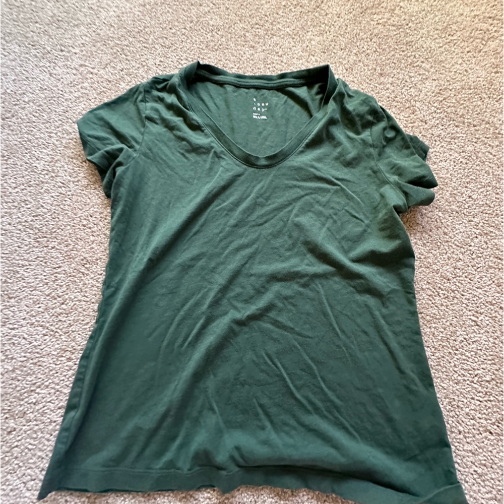 bundle of 3 tops